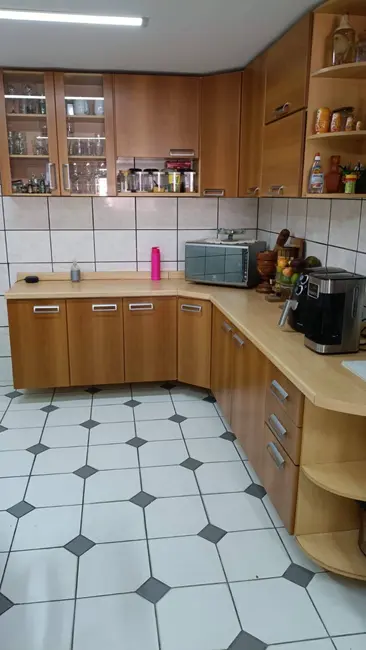 Sobrado com 3 quartos à venda, 219m2 em Cidade das Flores, Osasco - SP - imagem 7 Foto 7 de Sobrado com 3 quartos à venda, 219m2 em Cidade das Flores, Osasco - SP