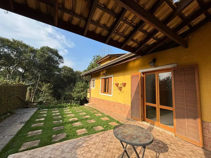 Foto 4 de Casa com 3 quartos à venda, 1255m2 em Chácara Santa Lúcia dos Ypes, Carapicuiba - SP