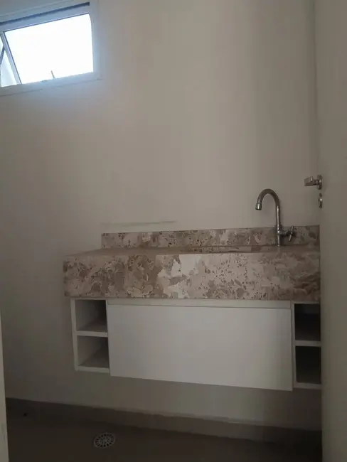 Sobrado com 2 quartos à venda em Osasco - SP - imagem 9 Foto 9 de Sobrado com 2 quartos à venda em Osasco - SP