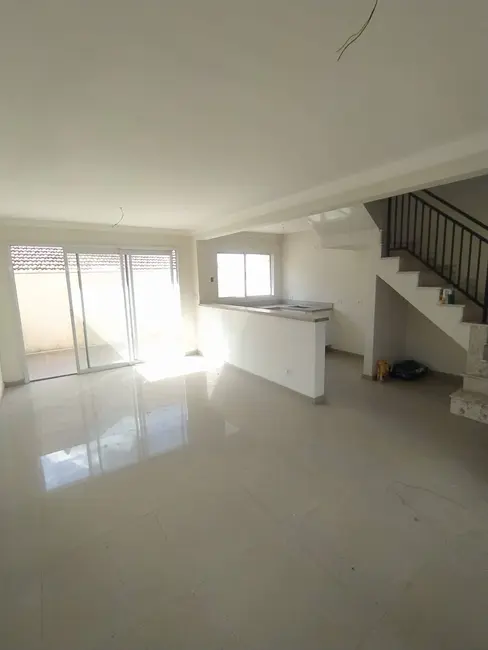 Sobrado com 2 quartos à venda em Osasco - SP - imagem 2 Foto 2 de Sobrado com 2 quartos à venda em Osasco - SP