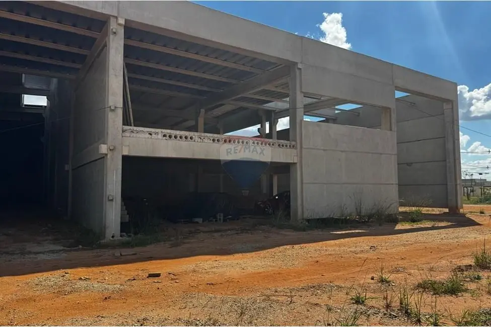 Foto 1 de Armazém / Galpão à venda, 128m2 em Éden, Sorocaba - SP