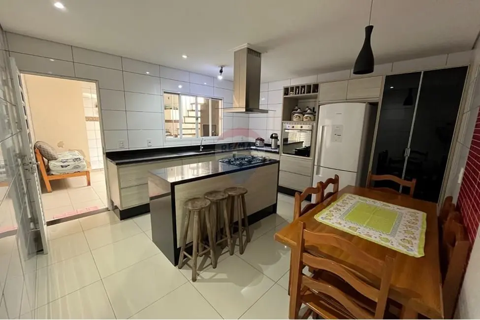 Foto 1 de Casa com 2 quartos à venda, 150m2 em Jardim Hungares, Sorocaba - SP