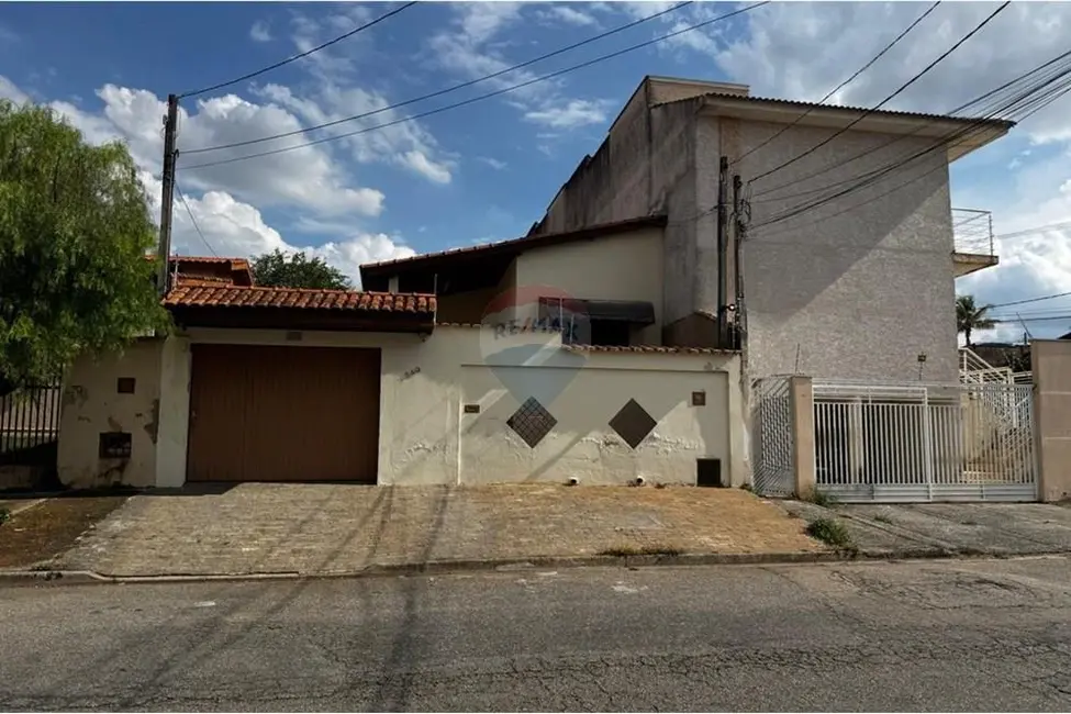 Foto 1 de Casa de Vila com 3 quartos à venda, 201m2 em Jardim Simus, Sorocaba - SP
