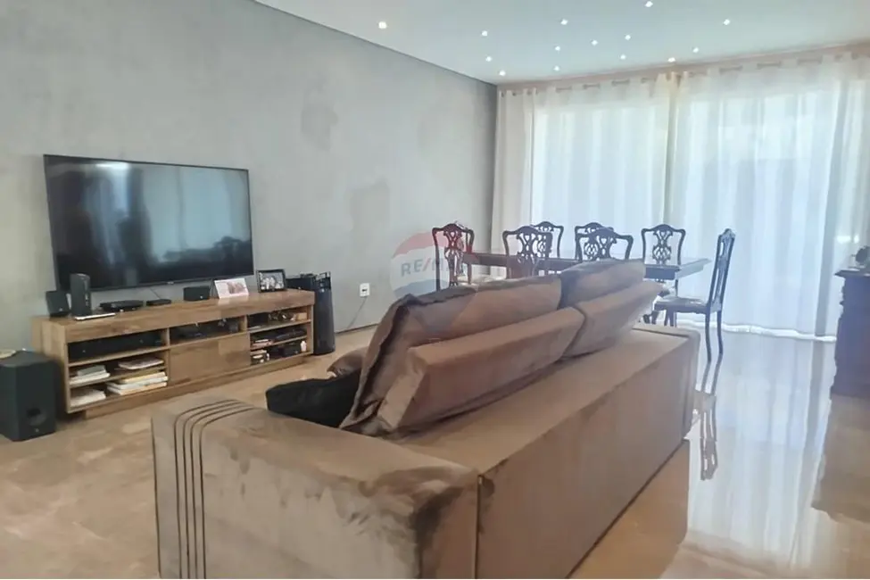 Casa de Condomínio com 3 quartos à venda, 254m2 em Sorocaba - SP - imagem 8 Foto 8 de Casa de Condomínio com 3 quartos à venda, 254m2 em Sorocaba - SP