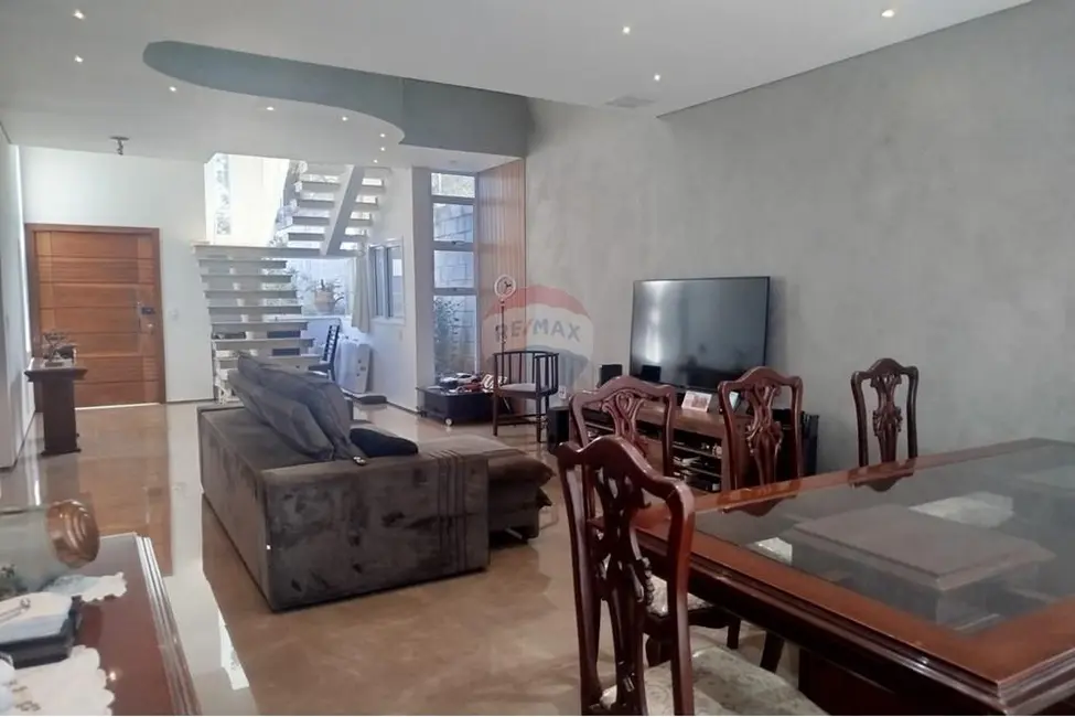 Casa de Condomínio com 3 quartos à venda, 254m2 em Sorocaba - SP - imagem 4 Foto 4 de Casa de Condomínio com 3 quartos à venda, 254m2 em Sorocaba - SP