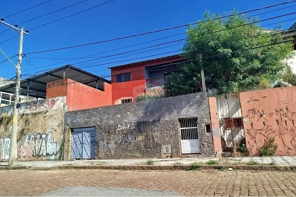 Casa com 3 quartos à venda, 192m2 em Centro, Sorocaba - SP - imagem 1 Foto 1 de Casa com 3 quartos à venda, 192m2 em Centro, Sorocaba - SP