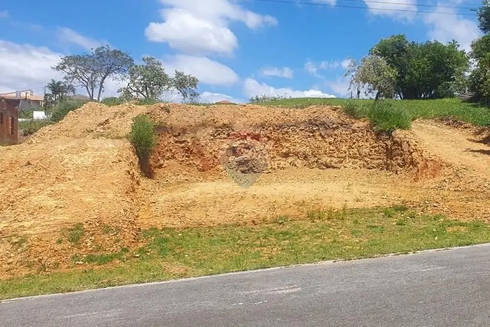 Foto 1 de Terreno / Lote à venda, 800m2 em Aracoiaba Da Serra - SP