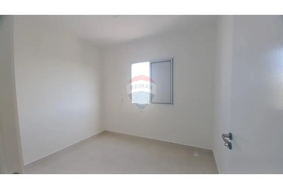 Apartamento com 2 quartos para alugar, 50m2 em Jardim Astro, Sorocaba - SP - imagem 8 Foto 8 de Apartamento com 2 quartos para alugar, 50m2 em Jardim Astro, Sorocaba - SP