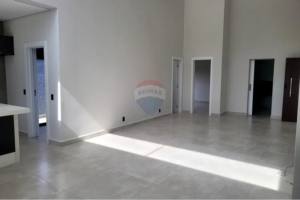 Foto 5 de Casa de Condomínio com 4 quartos para alugar, 265m2 em Votorantim - SP