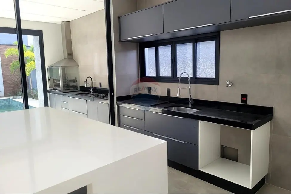 Foto 7 de Casa de Condomínio com 4 quartos para alugar, 265m2 em Votorantim - SP