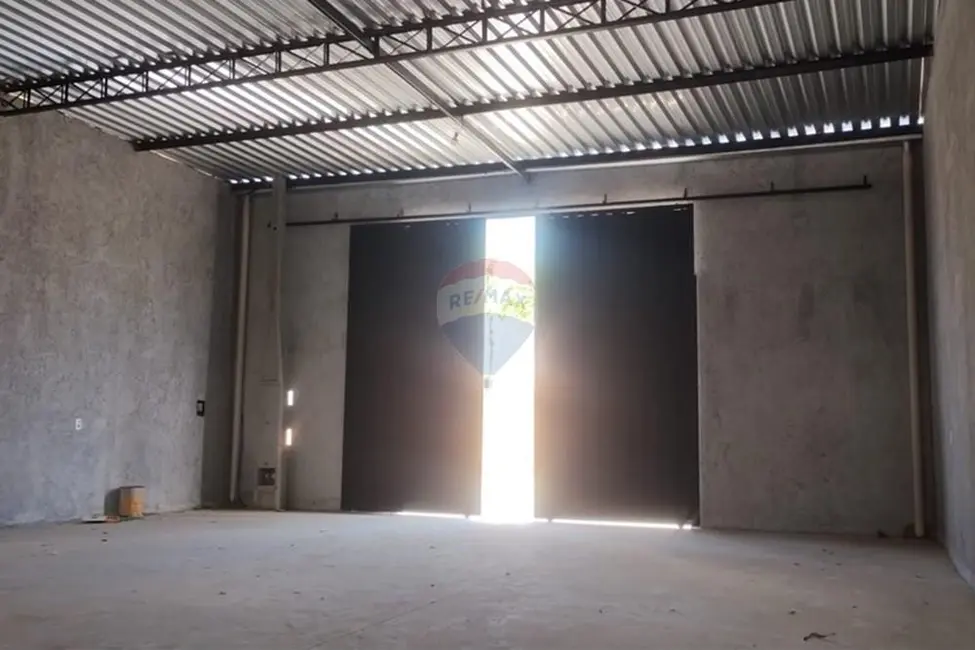 Foto 2 de Armazém / Galpão para alugar, 120m2 em Jardim Antônio Cassillo, Votorantim - SP