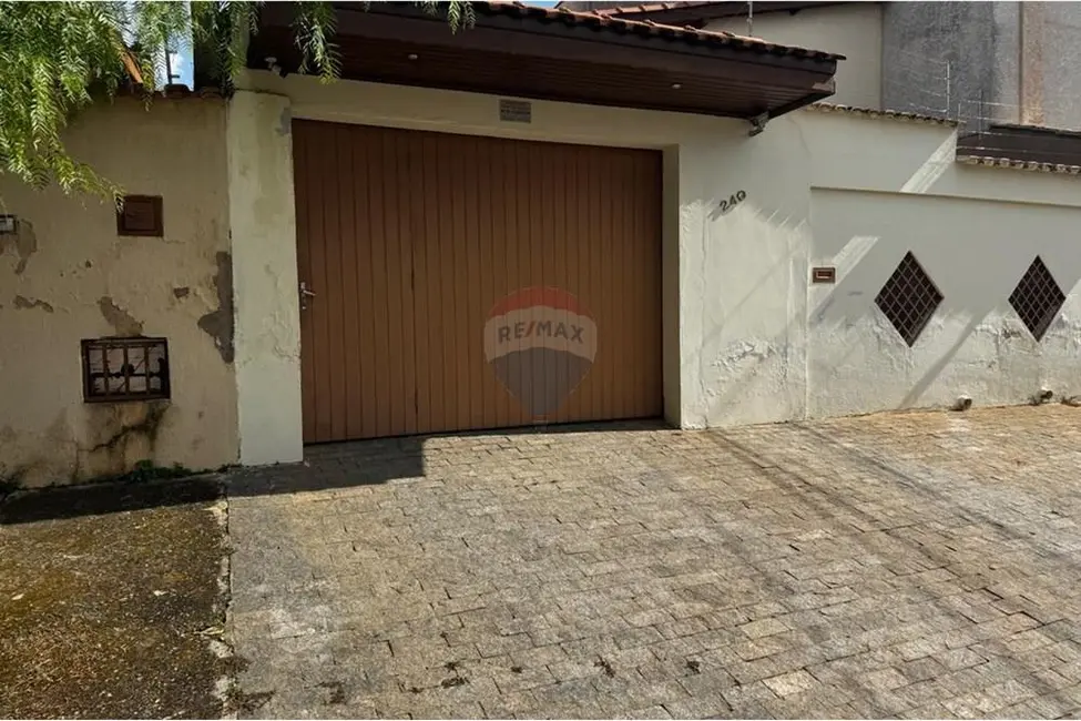 Casa de Vila com 3 quartos à venda, 201m2 em Jardim Simus, Sorocaba - SP - imagem 3 Foto 3 de Casa de Vila com 3 quartos à venda, 201m2 em Jardim Simus, Sorocaba - SP