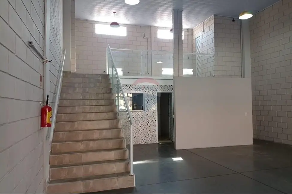 Foto 7 de Loja para alugar, 160m2 em Real Parque II, Votorantim - SP