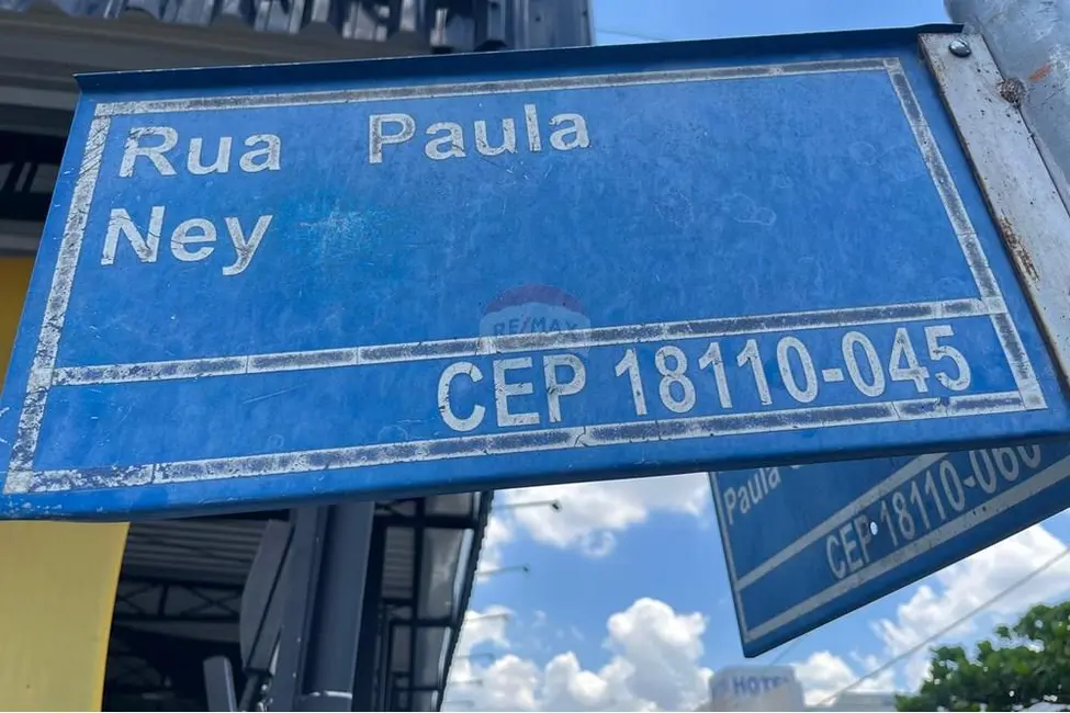 Casa com 2 quartos à venda, 182m2 em Centro, Votorantim - SP - imagem 2 Foto 2 de Casa com 2 quartos à venda, 182m2 em Centro, Votorantim - SP