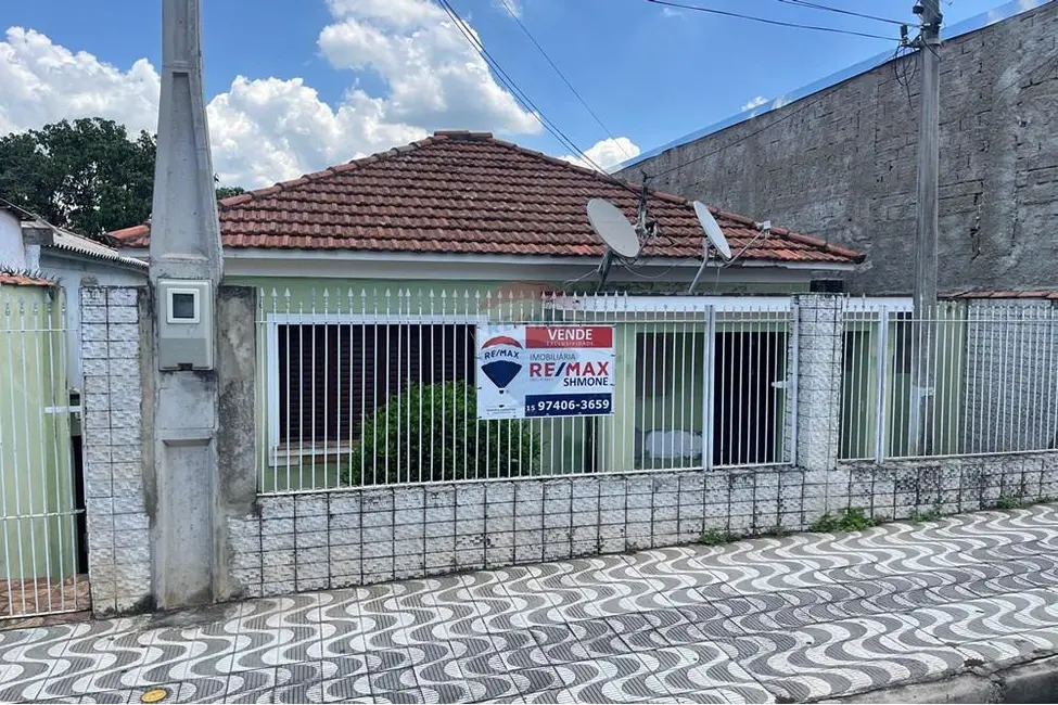 Casa com 2 quartos à venda, 182m2 em Centro, Votorantim - SP - imagem 1 Foto 1 de Casa com 2 quartos à venda, 182m2 em Centro, Votorantim - SP