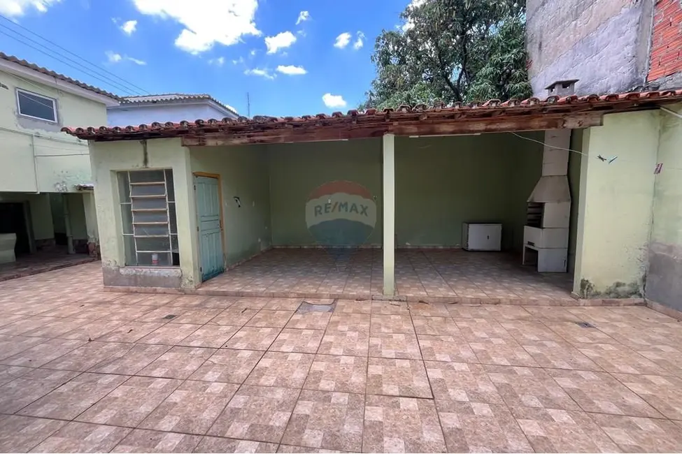 Casa com 2 quartos à venda, 182m2 em Centro, Votorantim - SP - imagem 9 Foto 9 de Casa com 2 quartos à venda, 182m2 em Centro, Votorantim - SP