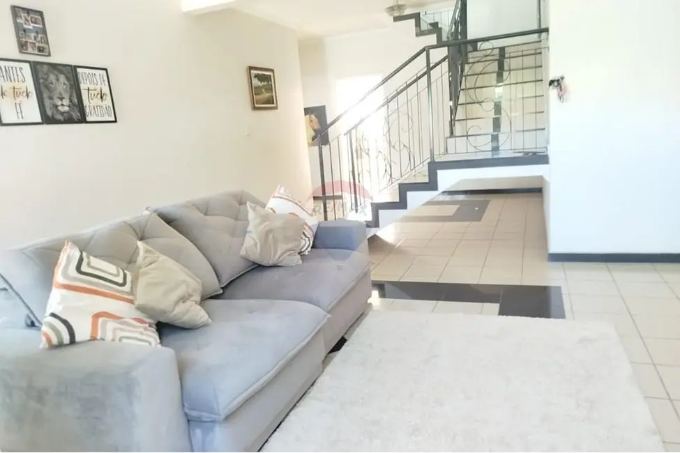 Foto 6 de Casa com 4 quartos à venda, 241m2 em Vila Jardini, Sorocaba - SP