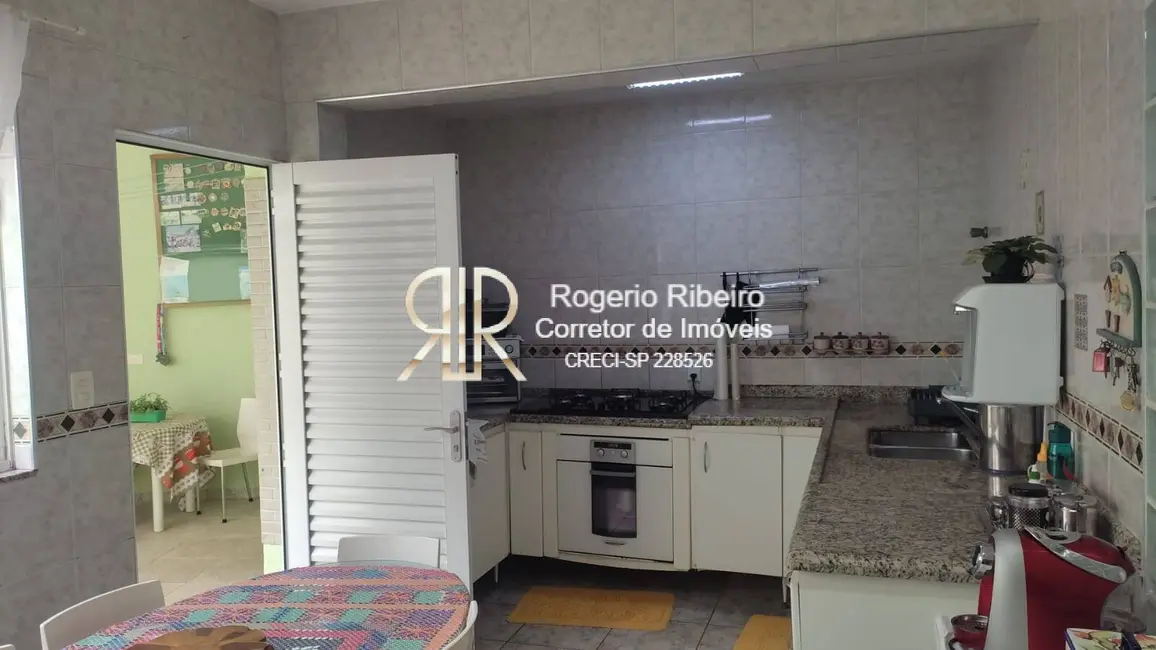 Foto 7 de Sobrado com 5 quartos à venda, 335m2 em Santa Terezinha, Santo Andre - SP