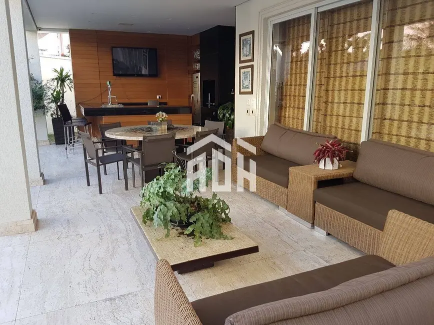 Casa com 4 quartos à venda, 560m2 em Alphaville, Santana De Parnaiba - SP - imagem 8 Foto 8 de Casa com 4 quartos à venda, 560m2 em Alphaville, Santana De Parnaiba - SP