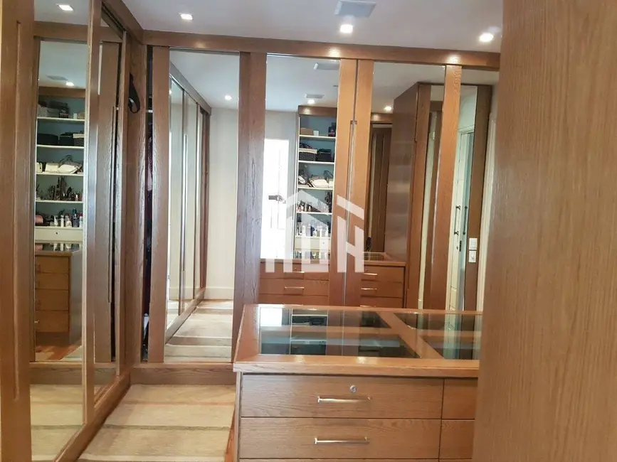 Casa com 4 quartos à venda, 560m2 em Alphaville, Santana De Parnaiba - SP - imagem 5 Foto 5 de Casa com 4 quartos à venda, 560m2 em Alphaville, Santana De Parnaiba - SP