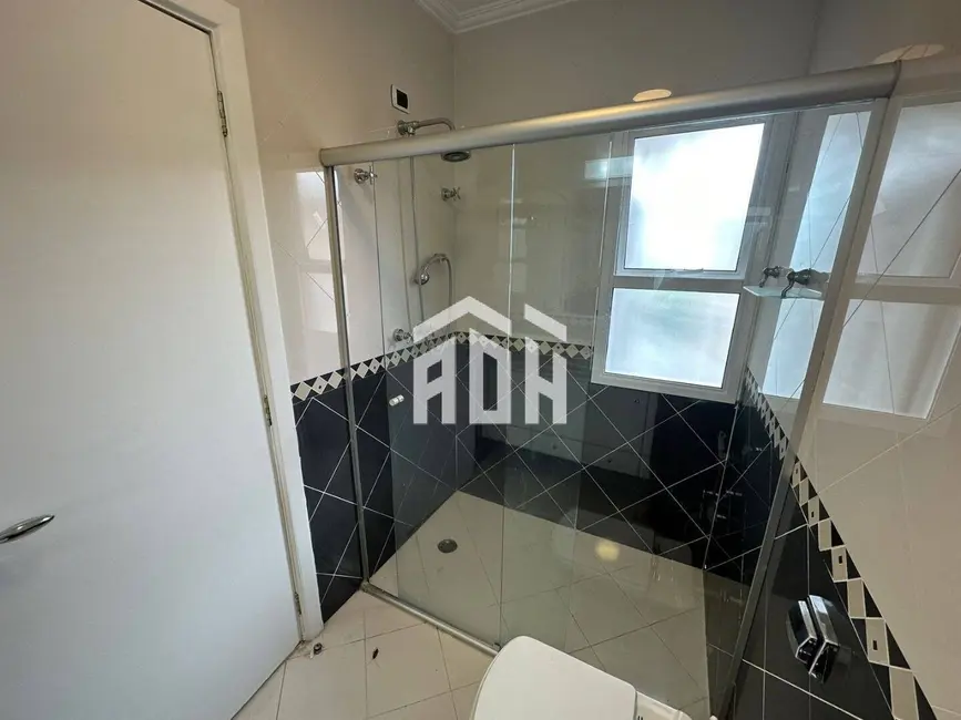 Foto 5 de Casa com 4 quartos à venda e para alugar, 600m2 em Barueri - SP