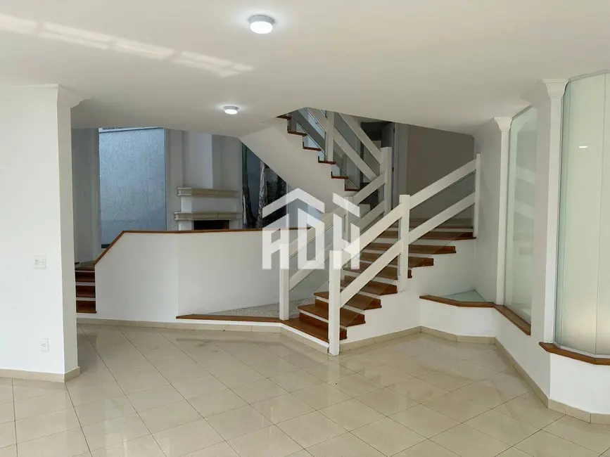 Foto 9 de Casa com 4 quartos à venda e para alugar, 600m2 em Barueri - SP