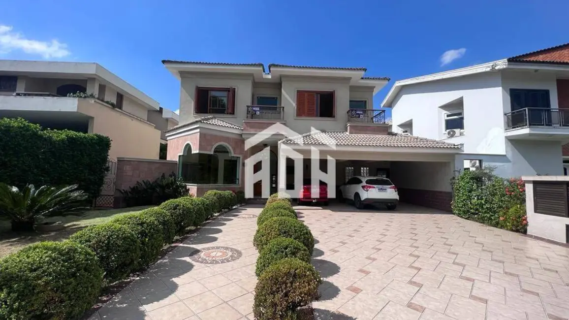 Foto 1 de Casa com 4 quartos à venda e para alugar, 560m2 em Barueri - SP
