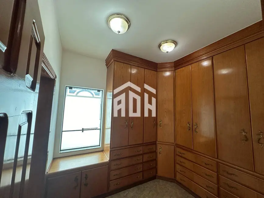 Foto 9 de Casa com 4 quartos à venda e para alugar, 560m2 em Barueri - SP