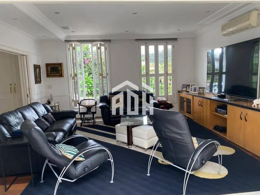 Foto 2 de Casa com 4 quartos à venda e para alugar, 560m2 em Barueri - SP