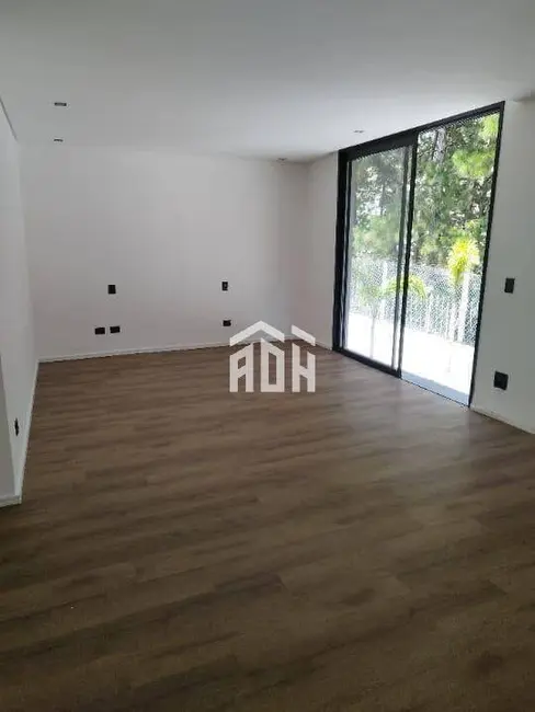 Foto 5 de Casa com 4 quartos à venda e para alugar, 330m2 em Barueri - SP