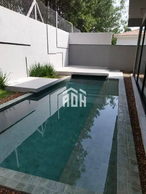 Foto 1 de Casa com 4 quartos à venda e para alugar, 330m2 em Barueri - SP