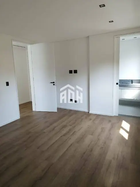 Foto 7 de Casa com 4 quartos à venda e para alugar, 330m2 em Barueri - SP