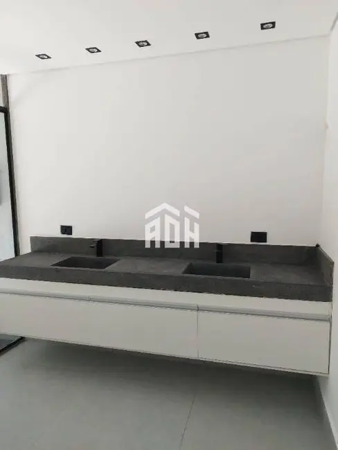 Foto 3 de Casa com 4 quartos à venda e para alugar, 330m2 em Barueri - SP