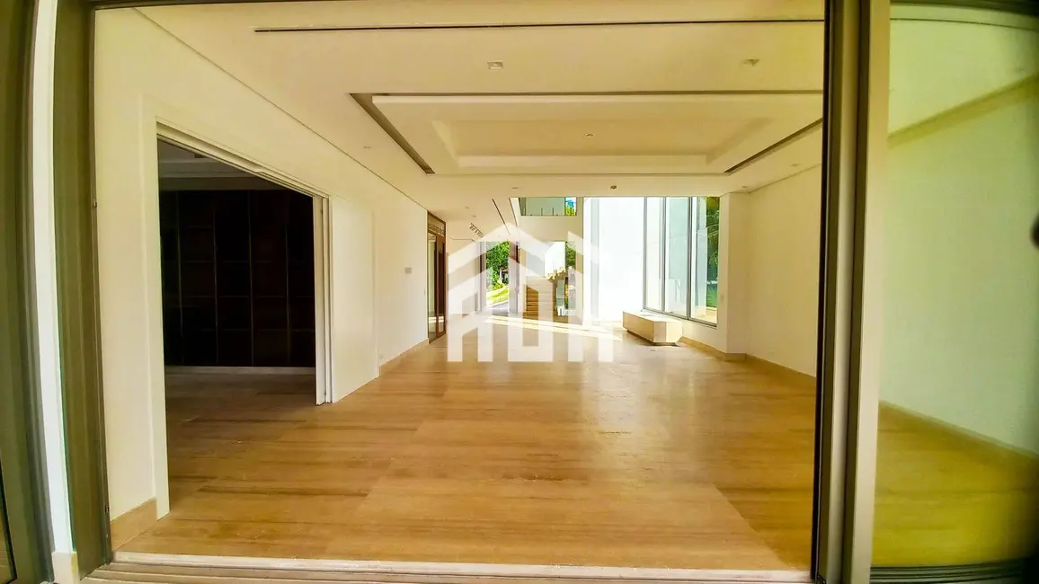 Foto 9 de Casa com 4 quartos à venda, 744m2 em Barueri - SP