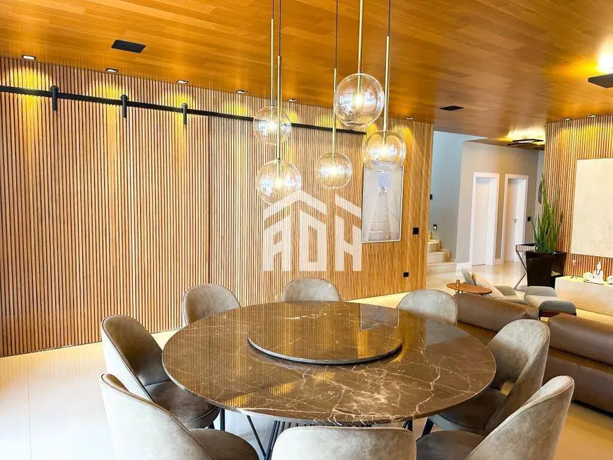 Foto 3 de Casa com 4 quartos à venda e para alugar, 517m2 em Alphaville, Santana De Parnaiba - SP