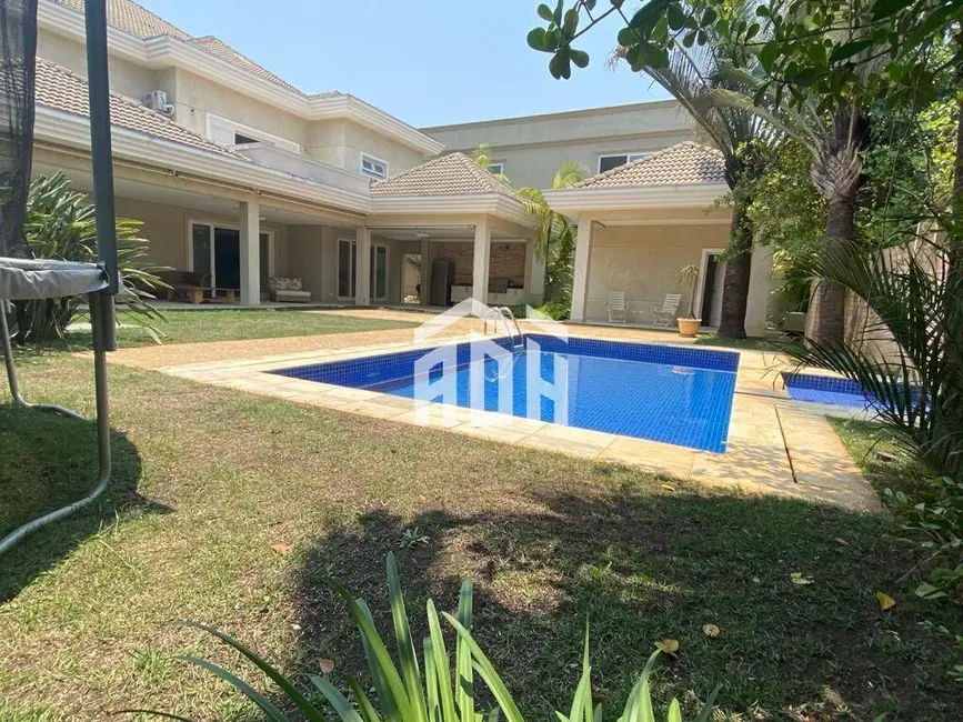 Casa com 4 quartos à venda, 1000m2 em Alphaville, Santana De Parnaiba - SP - imagem 5 Foto 5 de Casa com 4 quartos à venda, 1000m2 em Alphaville, Santana De Parnaiba - SP