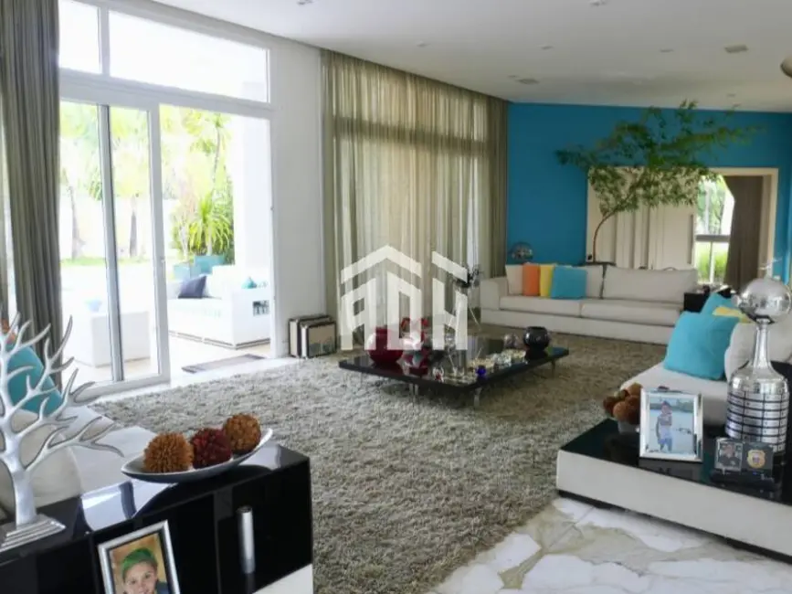 Casa com 4 quartos à venda, 1500m2 em Alphaville, Santana De Parnaiba - SP - imagem 3 Foto 3 de Casa com 4 quartos à venda, 1500m2 em Alphaville, Santana De Parnaiba - SP