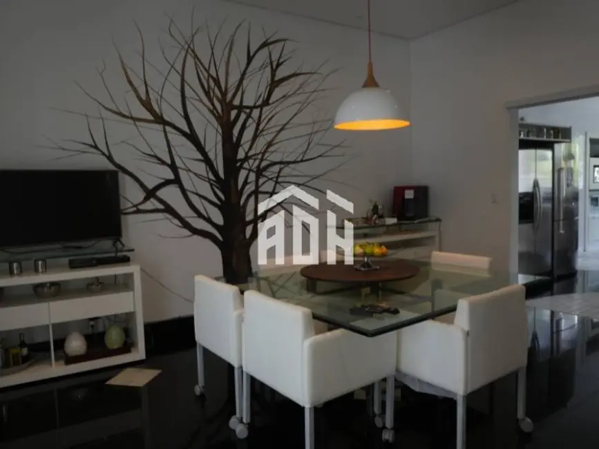 Casa com 4 quartos à venda, 1500m2 em Alphaville, Santana De Parnaiba - SP - imagem 7 Foto 7 de Casa com 4 quartos à venda, 1500m2 em Alphaville, Santana De Parnaiba - SP