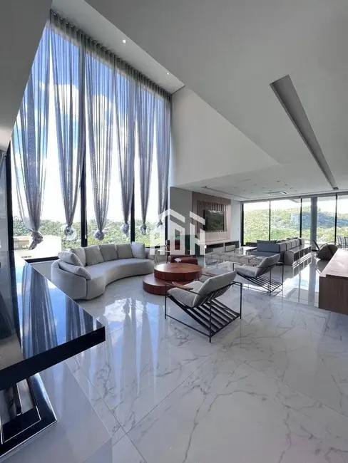 Casa com 4 quartos à venda, 490m2 em Alphaville, Santana De Parnaiba - SP - imagem 9 Foto 9 de Casa com 4 quartos à venda, 490m2 em Alphaville, Santana De Parnaiba - SP