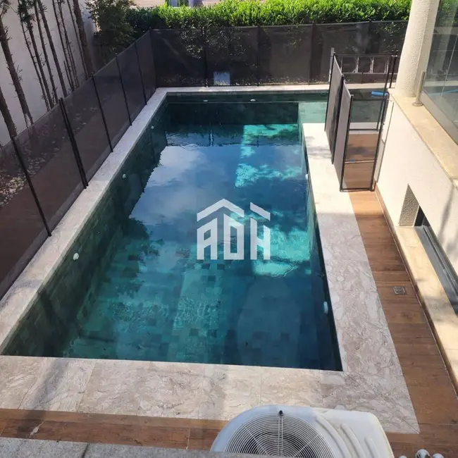 Casa com 4 quartos à venda, 450m2 em Alphaville, Santana De Parnaiba - SP - imagem 5 Foto 5 de Casa com 4 quartos à venda, 450m2 em Alphaville, Santana De Parnaiba - SP