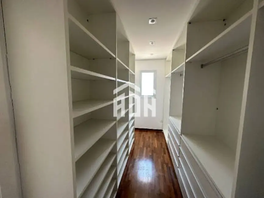 Foto 4 de Casa com 4 quartos à venda e para alugar, 570m2 em Alphaville, Santana De Parnaiba - SP