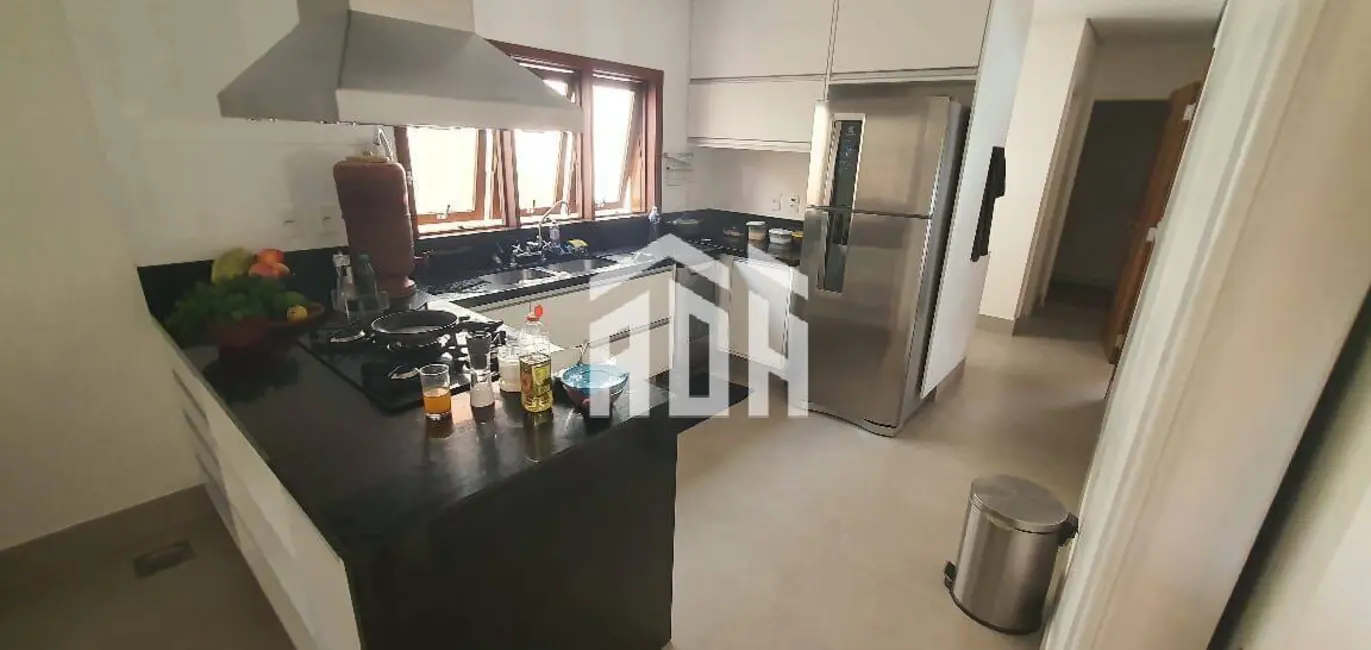 Foto 6 de Casa com 3 quartos à venda, 360m2 em Alphaville, Santana De Parnaiba - SP