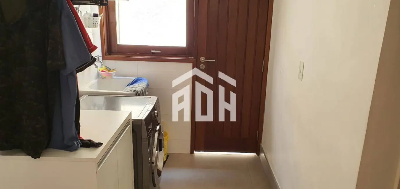 Foto 4 de Casa com 3 quartos à venda, 360m2 em Alphaville, Santana De Parnaiba - SP