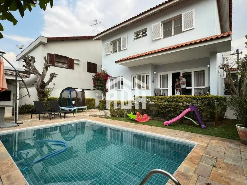 Casa com 4 quartos à venda, 297m2 em Alphaville, Santana De Parnaiba - SP - imagem 2 Foto 2 de Casa com 4 quartos à venda, 297m2 em Alphaville, Santana De Parnaiba - SP