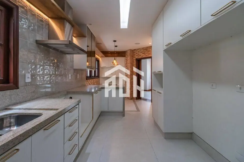 Foto 5 de Casa com 5 quartos à venda, 360m2 em Alphaville, Santana De Parnaiba - SP