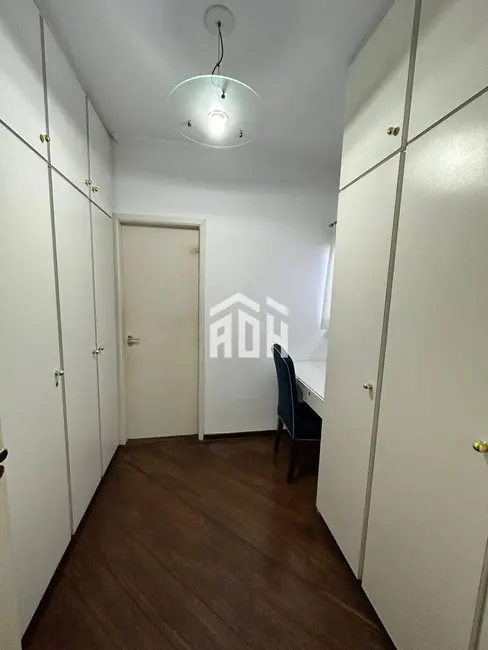 Casa com 5 quartos à venda, 480m2 em Alphaville, Santana De Parnaiba - SP - imagem 4 Foto 4 de Casa com 5 quartos à venda, 480m2 em Alphaville, Santana De Parnaiba - SP