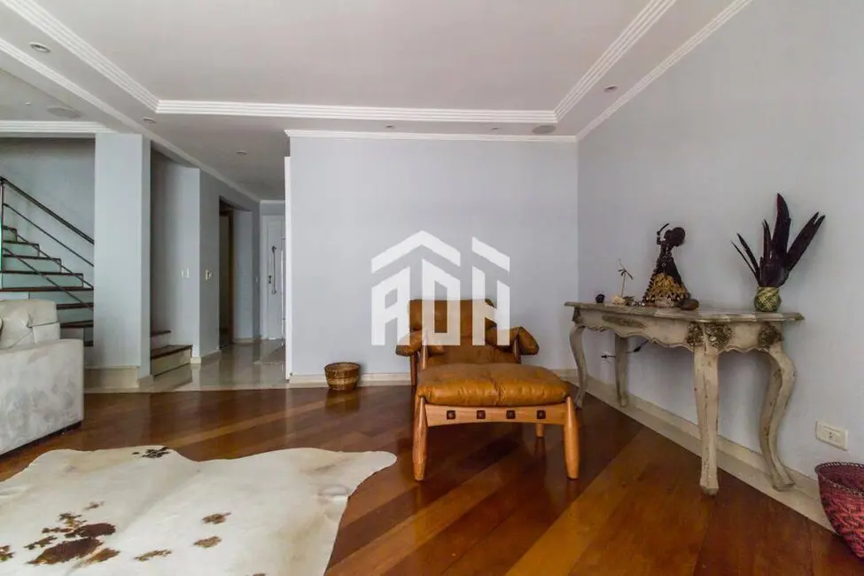 Casa com 4 quartos à venda e para alugar, 360m2 em Alphaville, Santana De Parnaiba - SP - imagem 7 Foto 7 de Casa com 4 quartos à venda e para alugar, 360m2 em Alphaville, Santana De Parnaiba - SP