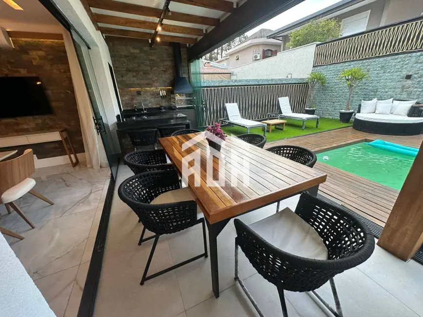 Foto 4 de Casa com 4 quartos à venda, 289m2 em Alphaville, Santana De Parnaiba - SP