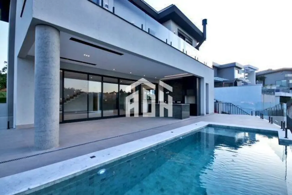 Casa com 4 quartos à venda, 498m2 em Alphaville, Santana De Parnaiba - SP - imagem 4 Foto 4 de Casa com 4 quartos à venda, 498m2 em Alphaville, Santana De Parnaiba - SP