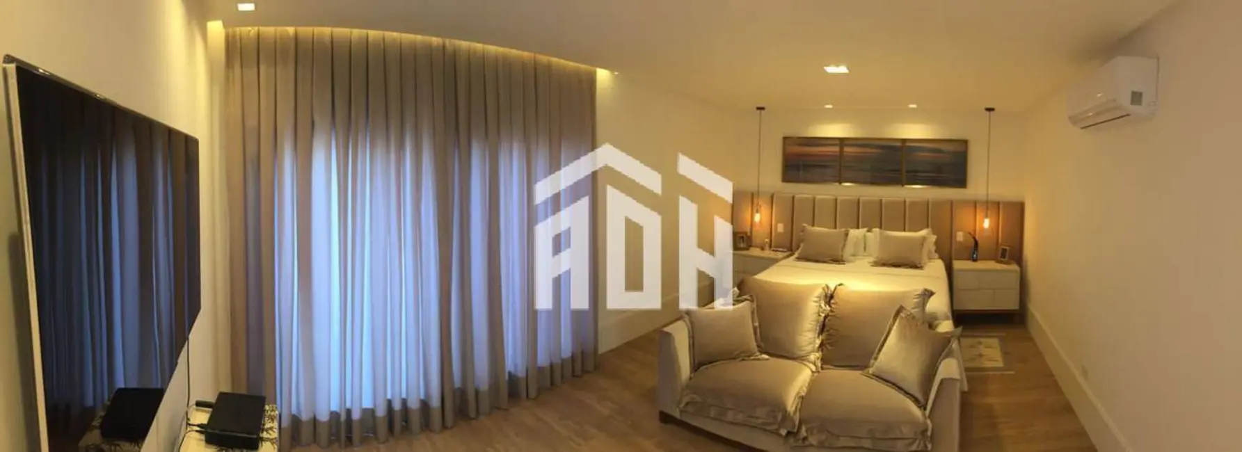Casa com 3 quartos à venda, 450m2 em Alphaville, Santana De Parnaiba - SP - imagem 9 Foto 9 de Casa com 3 quartos à venda, 450m2 em Alphaville, Santana De Parnaiba - SP